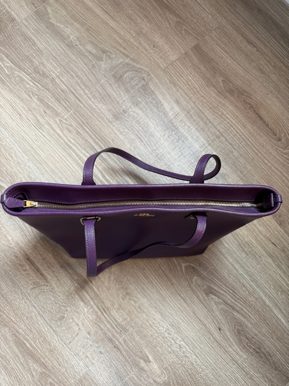 COACH Plum Leather Town Tote with Gold Hardware and Logo - Picture 2 of 7